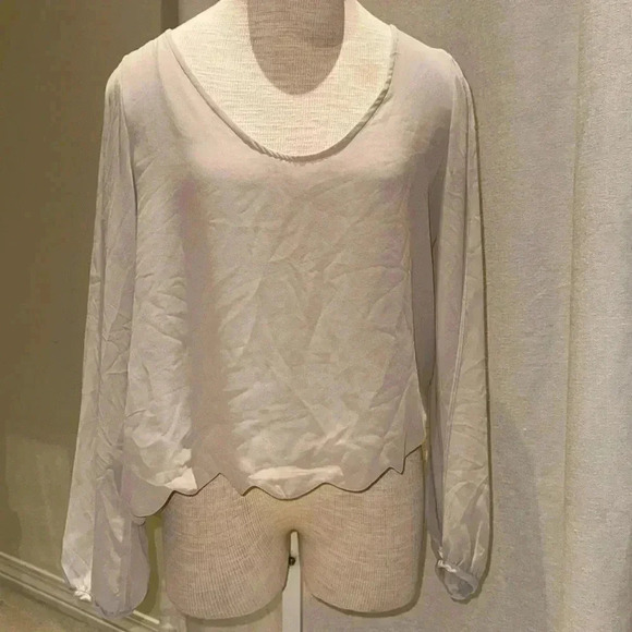 scallop bottom blouses with open sleeve - Picture 1 of 4